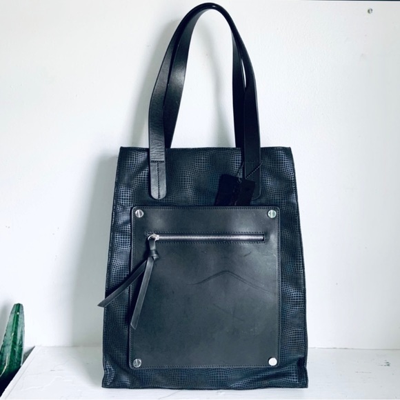 L.a.m.b Frankie 2 Black Structured Large Tote Bag New With Tags - Picture 16 of 16